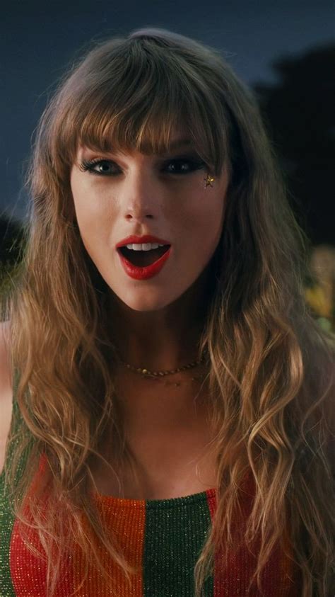 Taylor Swift is a hero to food banks from coast to coast.